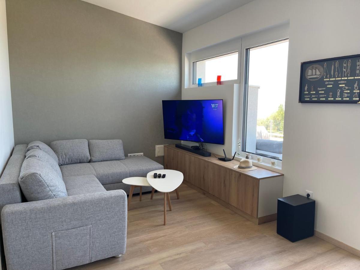 Fenyves Beach Apartman Delux Balatonfenyves Exterior foto