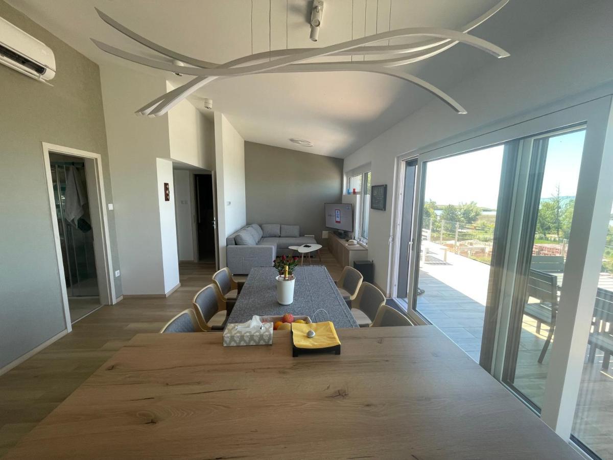 Fenyves Beach Apartman Delux Balatonfenyves Exterior foto