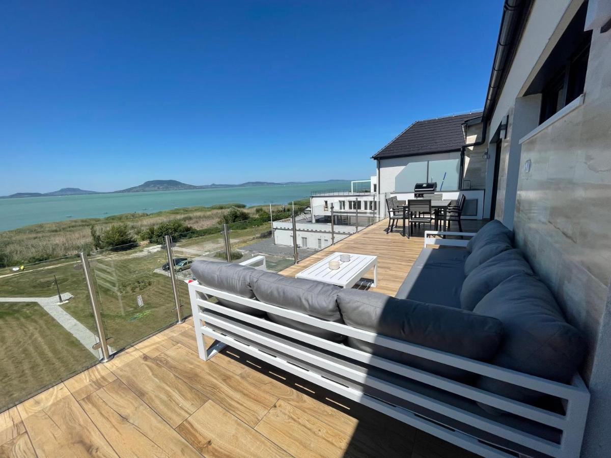 Fenyves Beach Apartman Delux Balatonfenyves Exterior foto